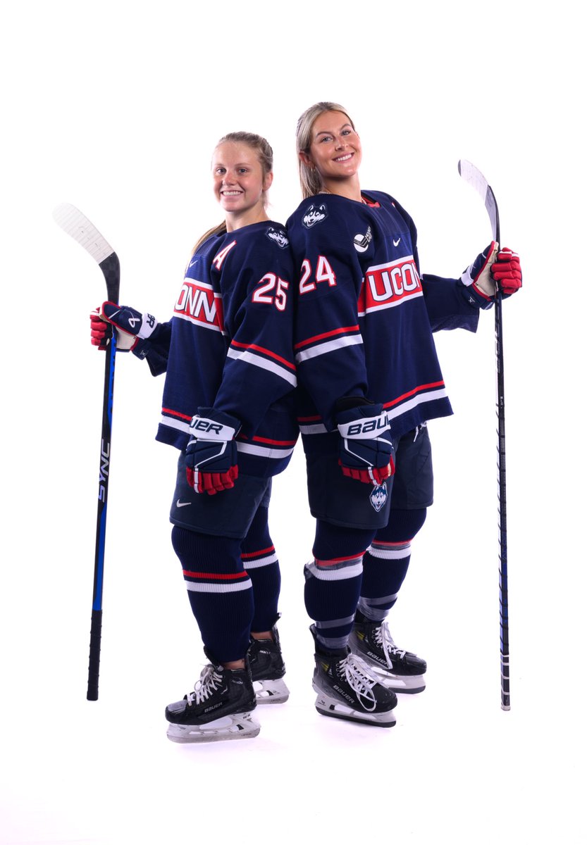 Our two seniors 🥹🫶

Thankful for everything Jada and Kat have brought to our program these past 4 years!! 🐾💙