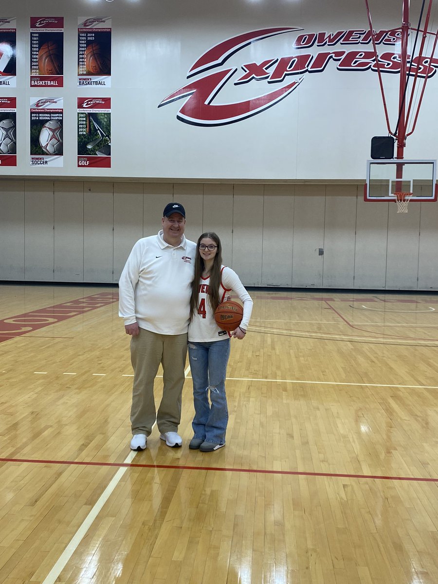 Ava Williams tweet media