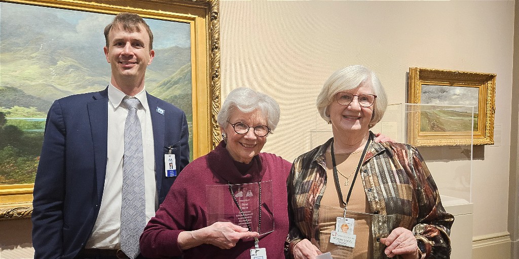 We love celebrating <a href="/MemoryLane_Care/">MemoryLane Care Services</a> &amp; the Docents at <a href="/ToledoMuseum/">Toledo Museum of Art</a>! Every third Thursday they bring art 🎨to life for adults  60+ with memory loss! "Meet Me at TMA" is a beautiful shared experience of art through meaningful tours!
To learn more, contact MemoryLane 419.720.4940