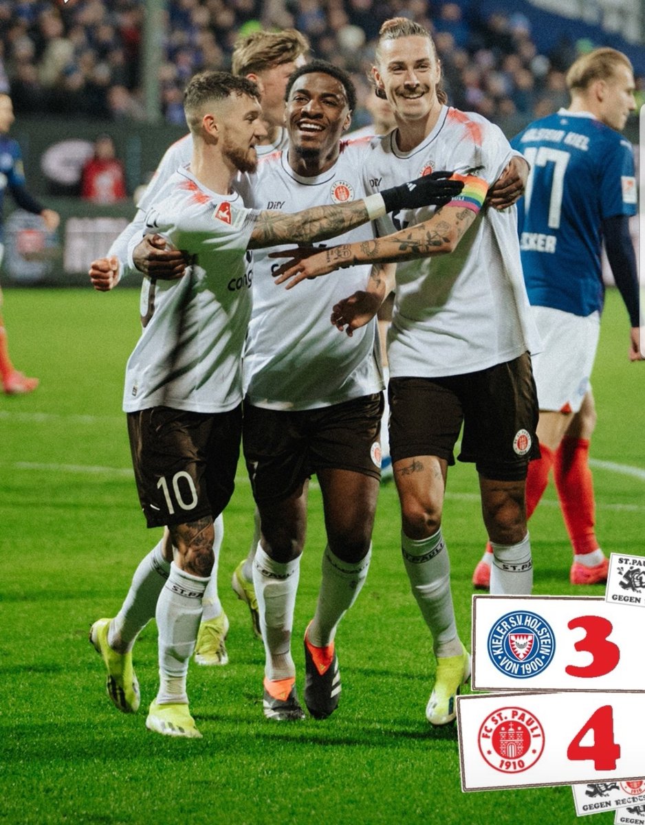 FcBloque's tweet photo. El FC St. Pauli ganó el partido principal contra el segundo clasificado, el Holstein Kiel, el viernes por la tarde (23 de febrero) por 4:3 (3:0). Los Kiezkickers se mostraron muy eficaces, sobre todo en la primera parte, y ya estaban ganando 3-0 gracias a los goles de Afolayan https://t.co/37hiMPlA8X