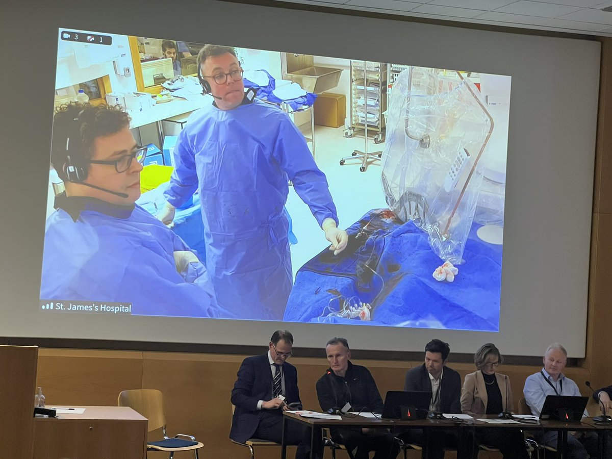 Sulei_Sul's tweet image. Brilliant cases and excellent teaching today from @stjamesdublin live cardiology course.