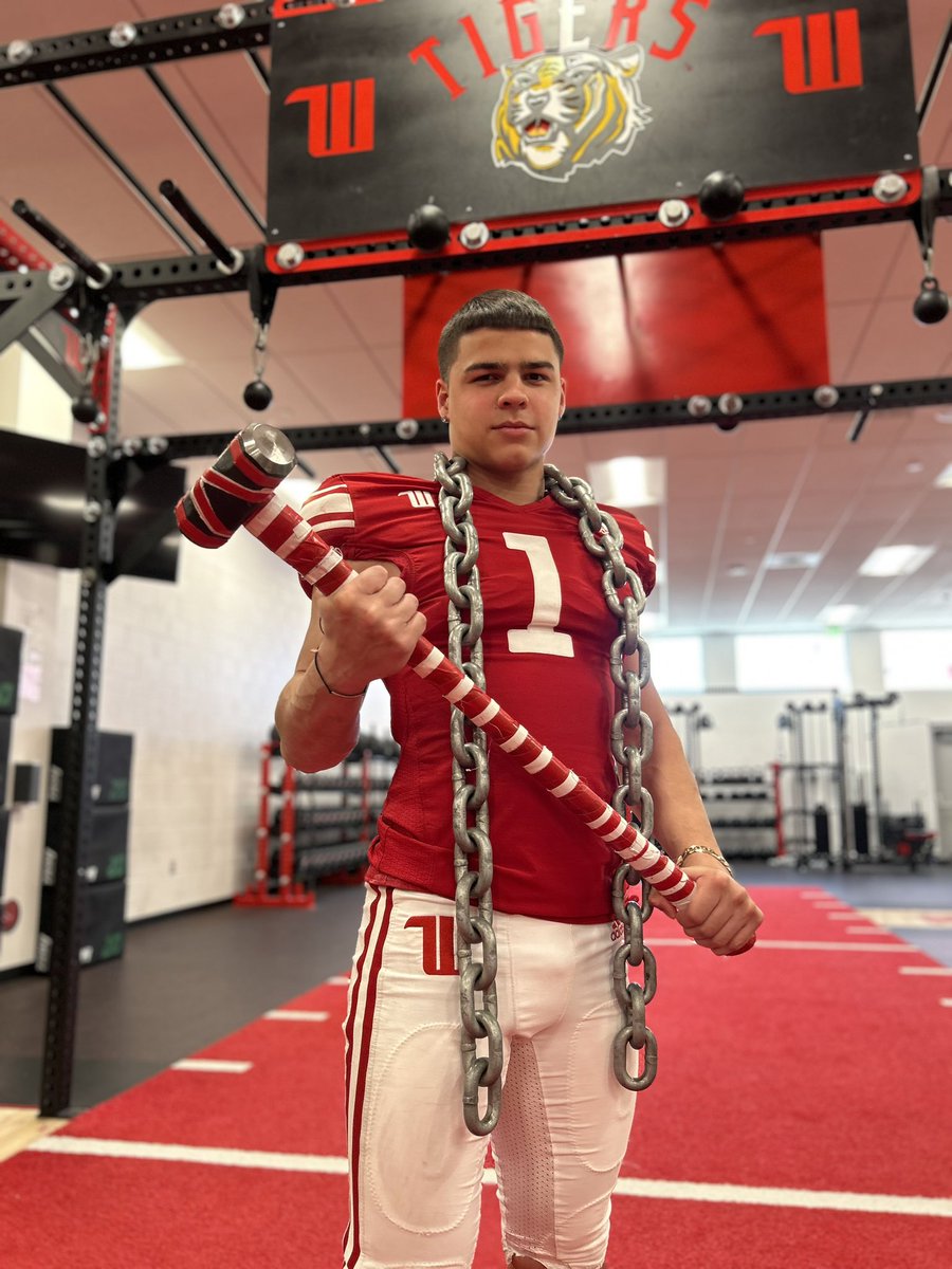 LabrecqueMason's tweet photo. Had a great time on my visit to Wittenberg University today, really enjoyed the tour. Big thanks to all the coaches for having me and my family
@eastlakefball @CoachLube @KeithMilner85 @Coach_AMoore @coachjo51 @JoeNemith3 @WittFootball https://t.co/4iCeVqwTUP
