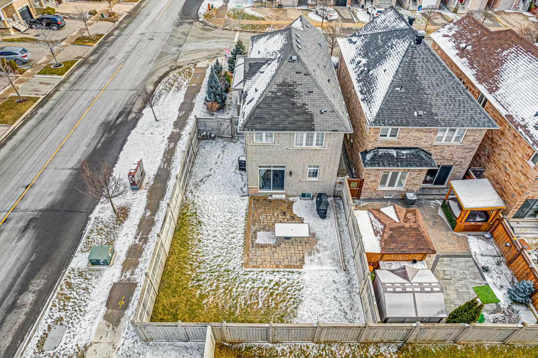 LinoArciTeam's tweet image. ☎️ 𝟰𝟭𝟲-𝟱𝟳𝟭-𝟮𝟳𝟮𝟰 (𝗔𝗥𝗖𝗜)
🌐 𝘄𝘄𝘄.𝗟𝗶𝗻𝗼𝗔𝗿𝗰𝗶𝗧𝗲𝗮𝗺.𝗰𝗼𝗺
🏡 𝗬𝗼𝘂𝗿 𝗛𝗼𝗺𝗲 𝗦𝗼𝗹𝗱 𝗚𝗨𝗔𝗥𝗔𝗡𝗧𝗘𝗘𝗗 𝗢𝗿 𝗪𝗲 𝗕𝘂𝘆 𝗶𝘁!*

✔ #TrustedAgent of @smcgillivray 
✔ #TrustedProduct of @smcgillivray 
✔ #TrustedService of @smcgillivray