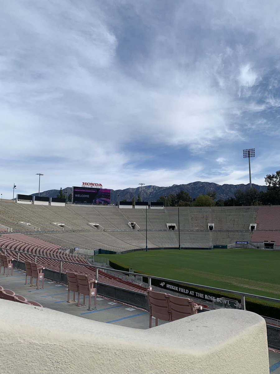 CarlaySummie's tweet photo. What an experience at @RoseBowlStadium this week! 

Excited to announce your runner-ups of the CA Sports Lawyer Negotiation Competition, Ole Miss!

Huge thanks to @JeremyMEvansESQ and @CASportsLawyer for putting on such a fantastic event, and to @Balch_Sports_PS for coaching us! https://t.co/7oV1Y4D7kl