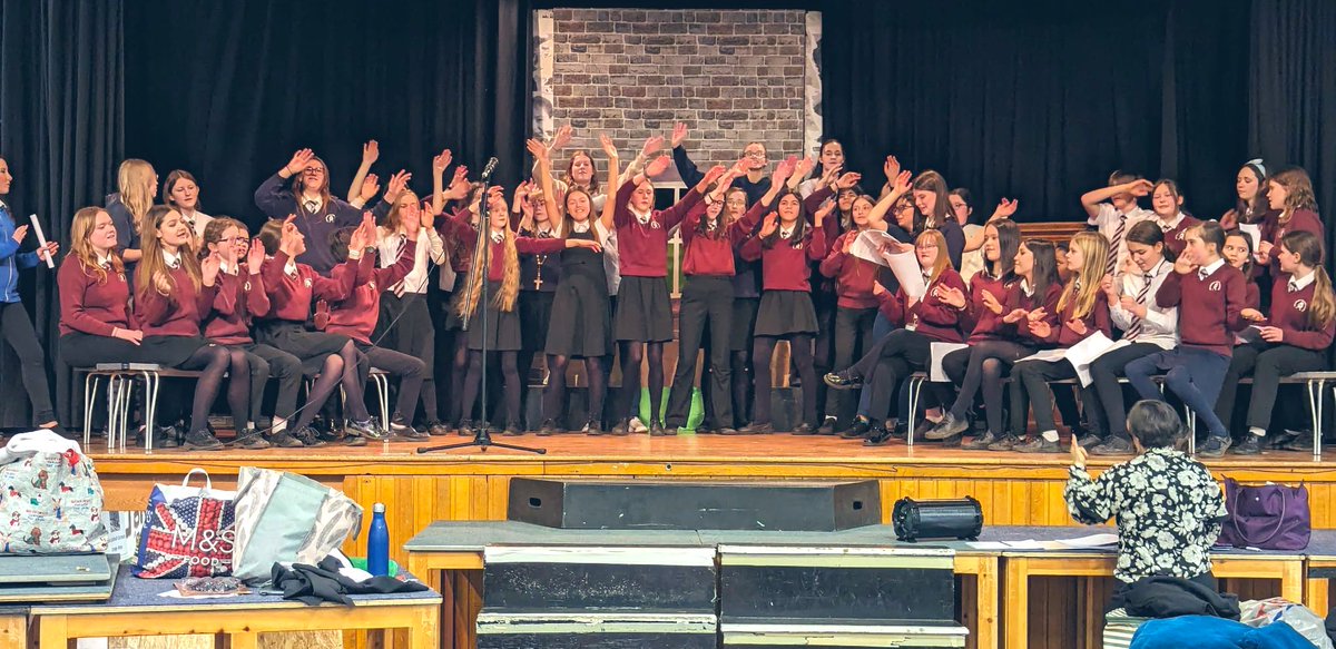 AHSArtsAward's tweet image. Great rehearsal for the @sisteractsocial cast and band this evening! Everyone is working so hard!! #nearlythere #keepgoing @AHSYork @music_ahs @AHSBackstage