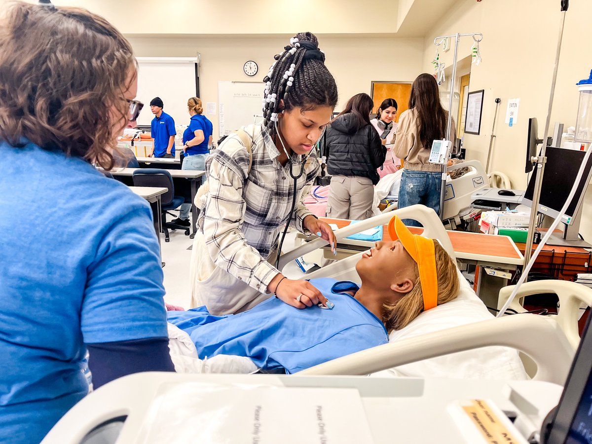 Pellissippi State <a href="/ps/">Pellissippi State</a> rolled out the welcome mat for West &amp; Fulton students, giving them a unique experience at the Magnolia Campus! 🌟 From crime scenes to care scenes, they dove into the heart of Criminal Justice and Nursing programs. 🚨🩺