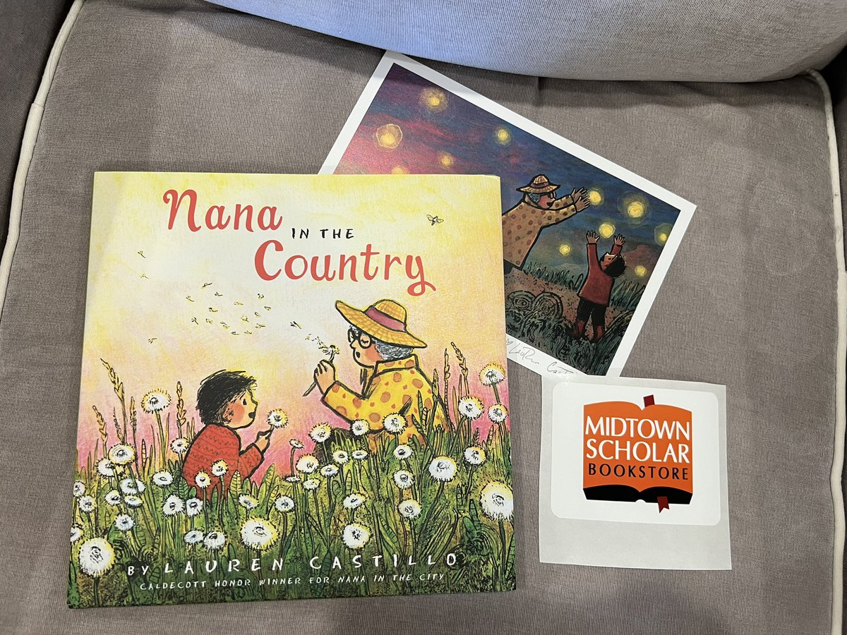 happy day!💗 NANA IN THE COUNTRY by @studiocastillo arrived with this gorgeous print from @MidtownScholar ❤️📚 This #picturebook is cozy & comforting — beautifully capturing the magic of the country 🥚 🌾 🐑 & the relationship between grandparent & grandchild ✨ Love it!💗✨