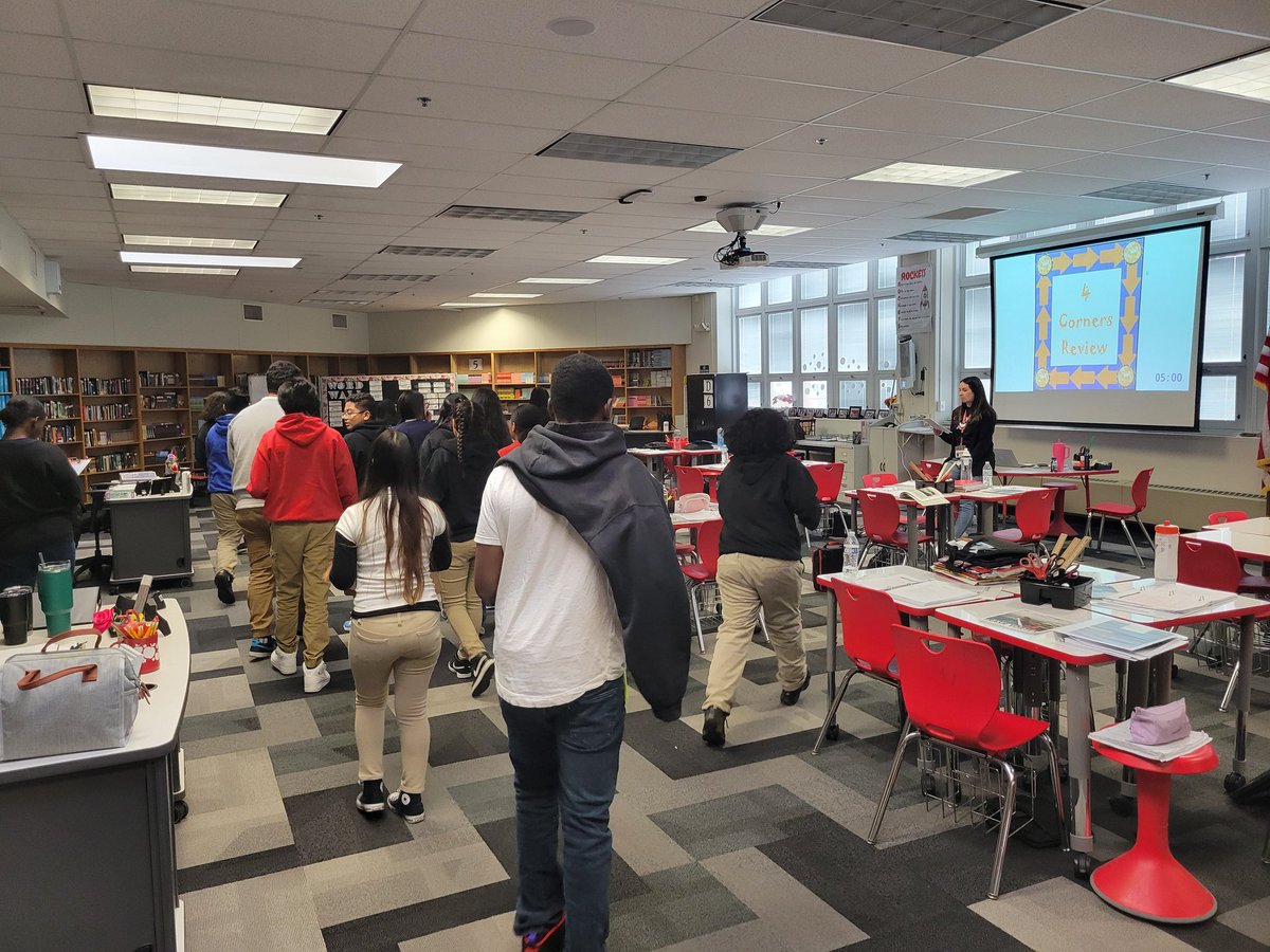 Ss reviewed their work using the 4 Corners activity! It was a great way to get students up and moving while checking their answers for accuracy in preparation for Monday's quiz ✅️👍 #rbbisbia