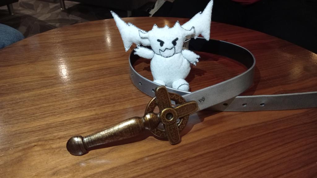 Haciendo amiguis
#WarriorNun #HaloBearerUK #SaveOURWarriorNun