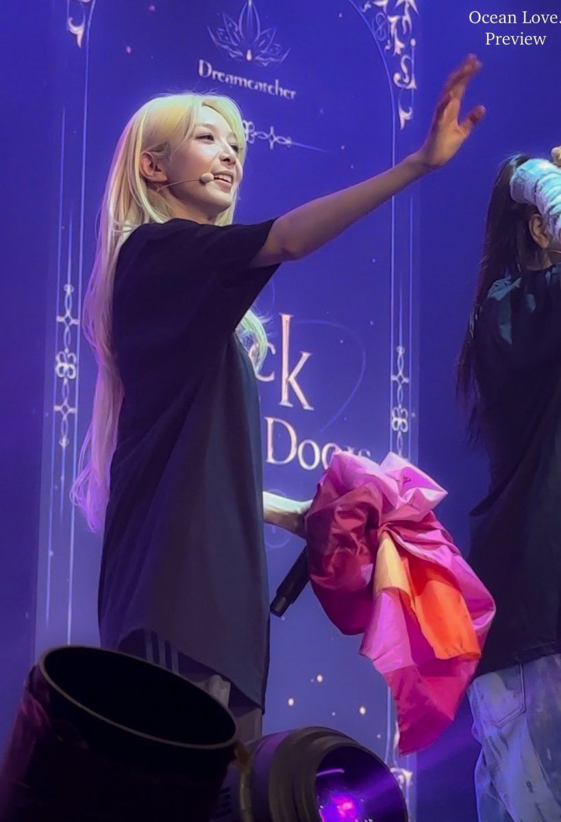 OceanLove1707's tweet photo. 240223 프리뷰

🧡🤍🩷

#DAMI #다미 #LEEYUBIN #이유빈
#Dreamcatcher #드림캐쳐
@hf_dreamcatcher https://t.co/5UzjXVERIi