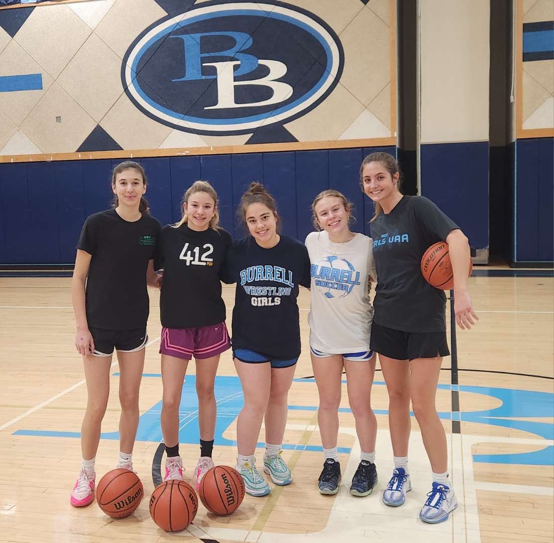 bucsgirlsbball's tweet photo. First 6 AM workout in the books✅ https://t.co/L0K47sv60x