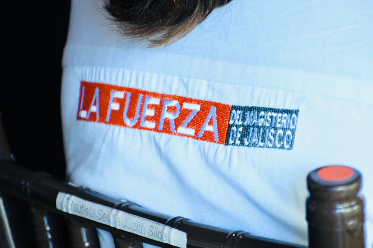 ClaudiaMurguia_'s tweet photo. El día de hoy acompañamos a mi querido amigo @ilichglz Secretario General de la Sección 47 del SNTE, en su primer informe de actividades sindicales.

Todo mi reconocimiento y felicitación a tu gran desempeño, así como el compromiso de todo tu equipo de delegadas y delegados para mejorar la innovación educativa y defender los derechos del gremio en nuestro estado.

¡Enhorabuena por estos logros, desde el Congreso de Jalisco cuentas con una aliada para que seguir haciendo de la educación en Jalisco una prioridad!📚👩🏻‍🏫
