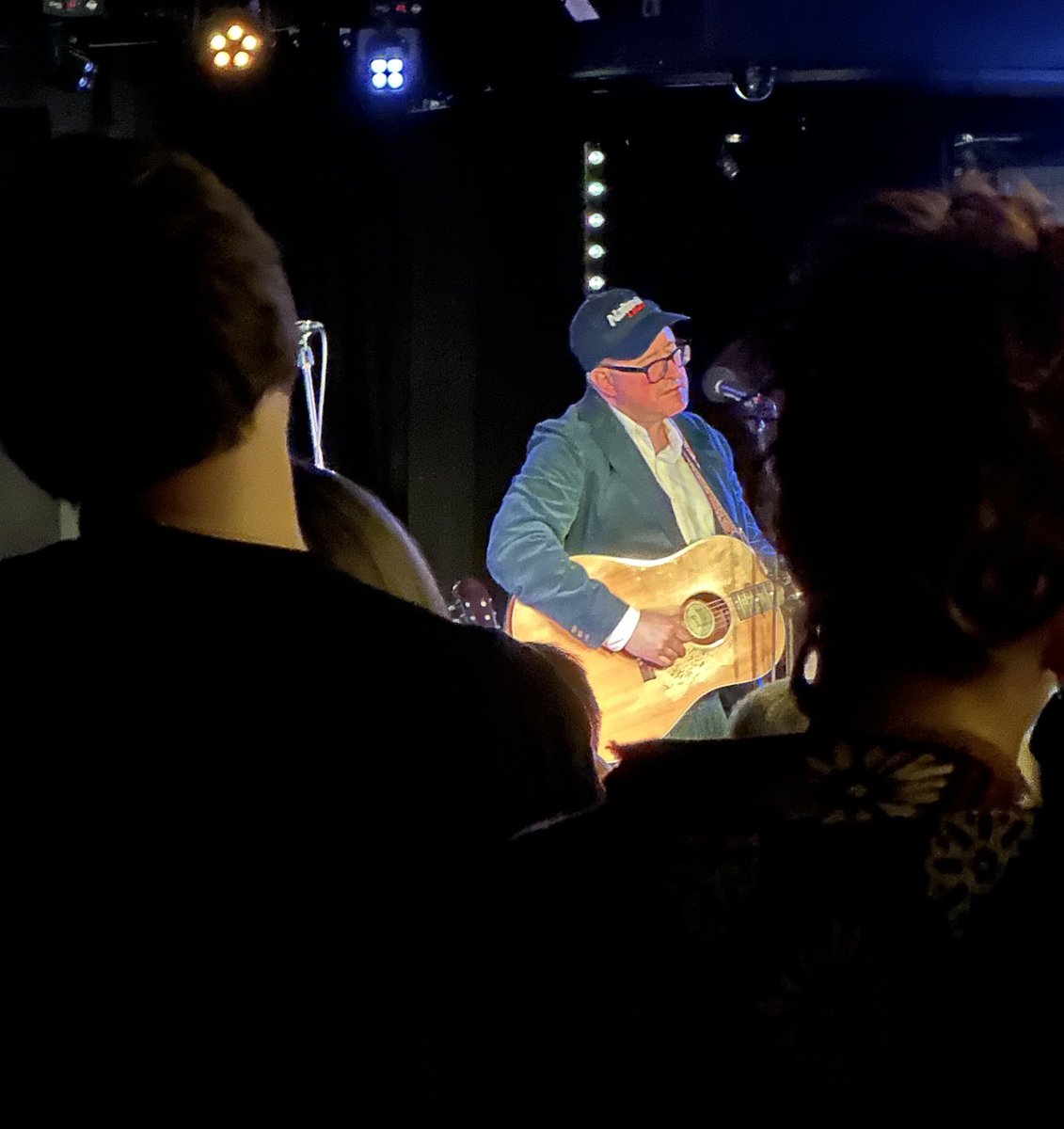 FaronConvey's tweet photo. Superb ⁦@steadycraig⁩ gig in #Leeds. Loved the intros to the songs and loved the performances of the songs even more. “This is what it looks like when we’re joyful.” https://t.co/SBtIUIblaK