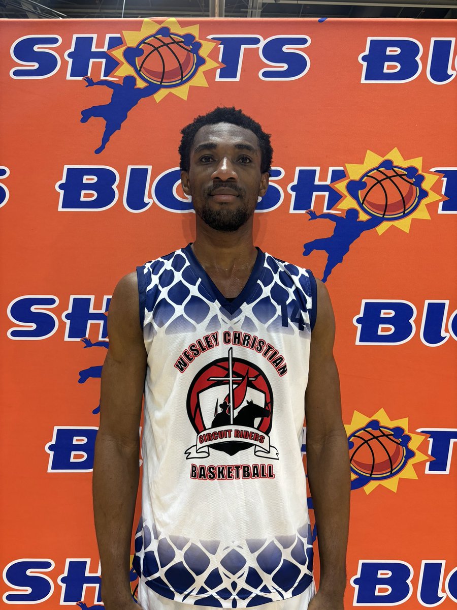 BIG SH🏀TS tweet media