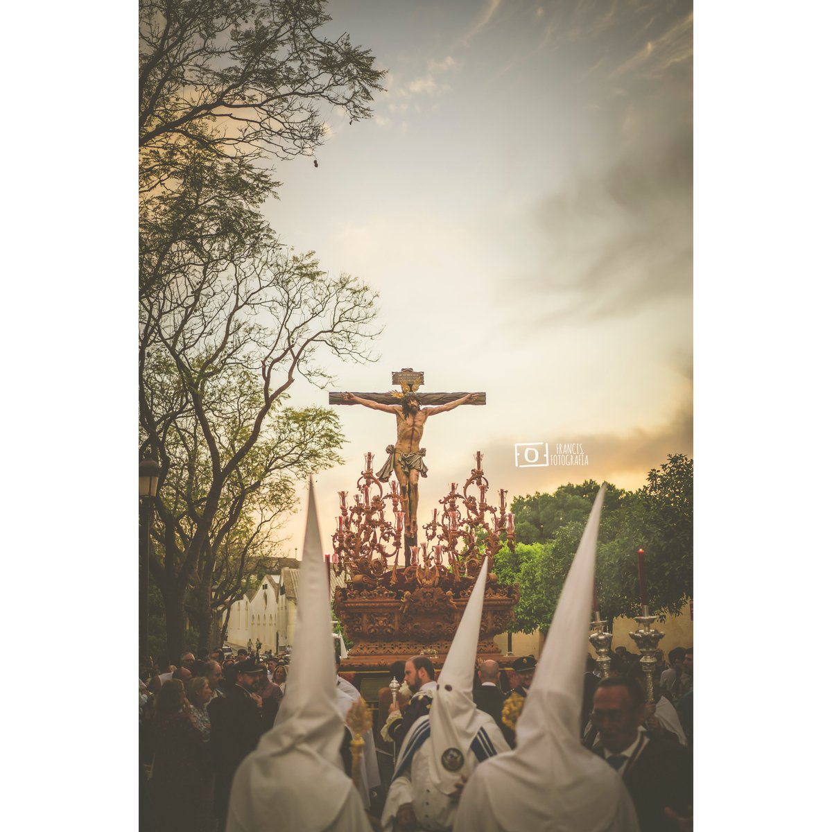 FrancisFMoreno's tweet photo. Hermandad de la Sed. Lunes Santo. Semana Santa Jerez 2023.  @hermandad_sed 

Más fotografías:  https://t.co/ZoH7dNYbAN https://t.co/fMFBF0Lv9D
