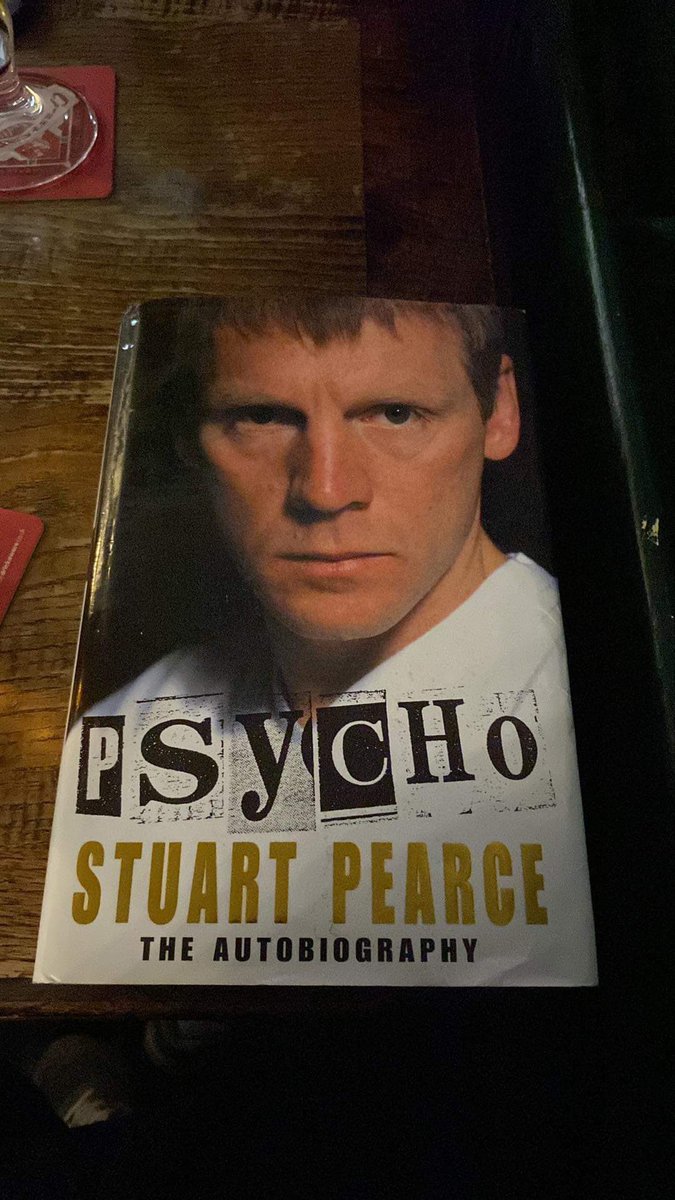 Grace____x's tweet photo. Light reading at the pub tonight https://t.co/YtLDlmloPN