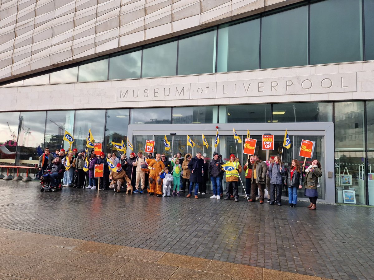 I've posted  about this a lot already but if you'd like to know more about @PCSLiverpoolMus's ongoing industrial action against @NML_Muse, watch this @BBCNWT report from c. 14 mins 18 secs. #NMLPayUp 

bbc.co.uk/iplayer/episod…