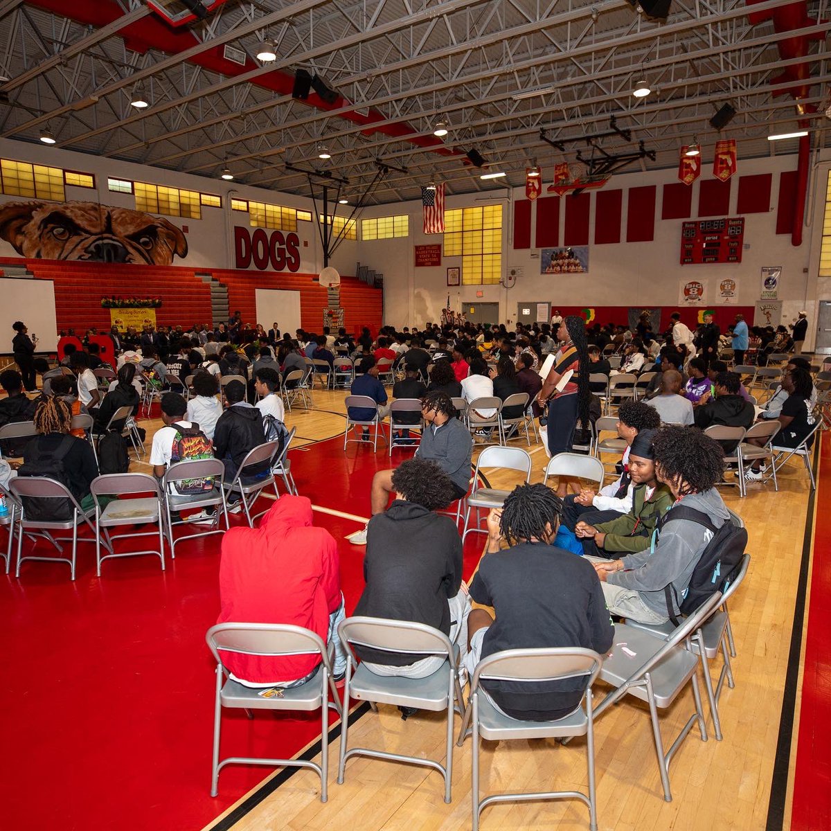 Honored to be part of ‘Breaking Barriers: Black Males Transforming Society’ event at South Broward High School in district 1. Many leaders in our community coming together to speak to students and encourage open dialogue. We are so much stronger together, we are just getting