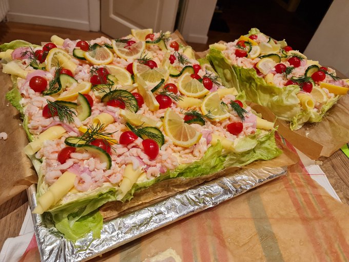 In Sweden we have something called "sm&ouml;rg&aring;st&aring;rta" - directly translated "sandwich cake" - and it's fucking
