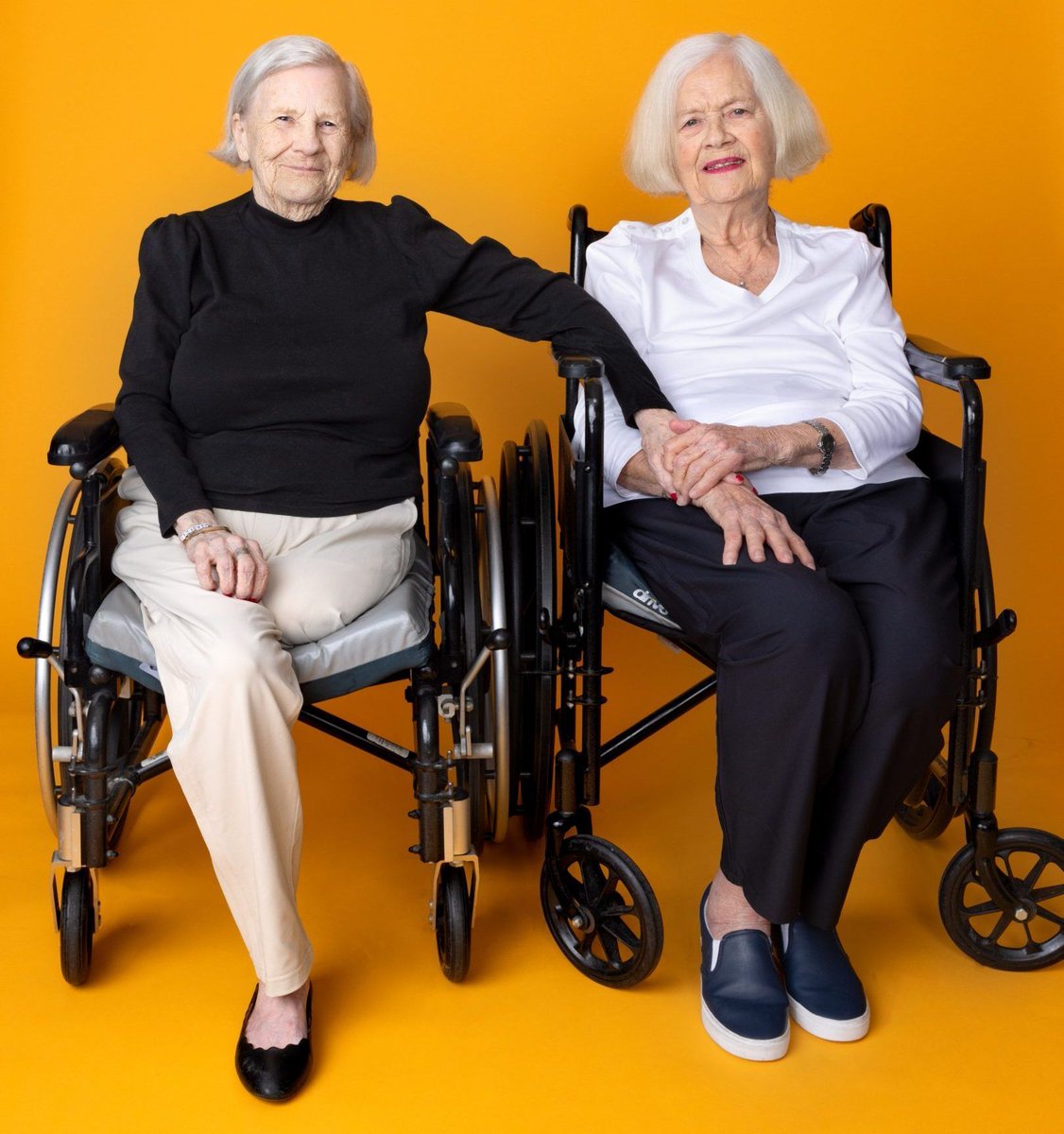 Block Club Chicago (@blockclubchi) on Twitter photo Seth Rogen collaborated on a Chicago-based adaptive fashion line for older adults. blockclubchi.co/4bZEN2y Seth Rogen collaborated on a Chicago-based adaptive fashion line for older adults. blockclubchi.co/4bZEN2y