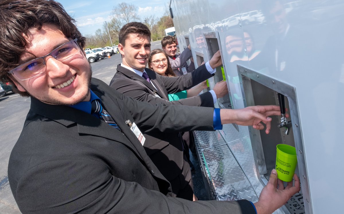 uindy's tweet photo. What sets the UIndy Engineering apart? The DesignSpine curriculum. See past DesignSpine projects and hear from real @rbasoe students at https://t.co/lQ7JF0bZZs. #uindy #uindyengineering #nationalengineeringweek https://t.co/aRB7BYsmLX