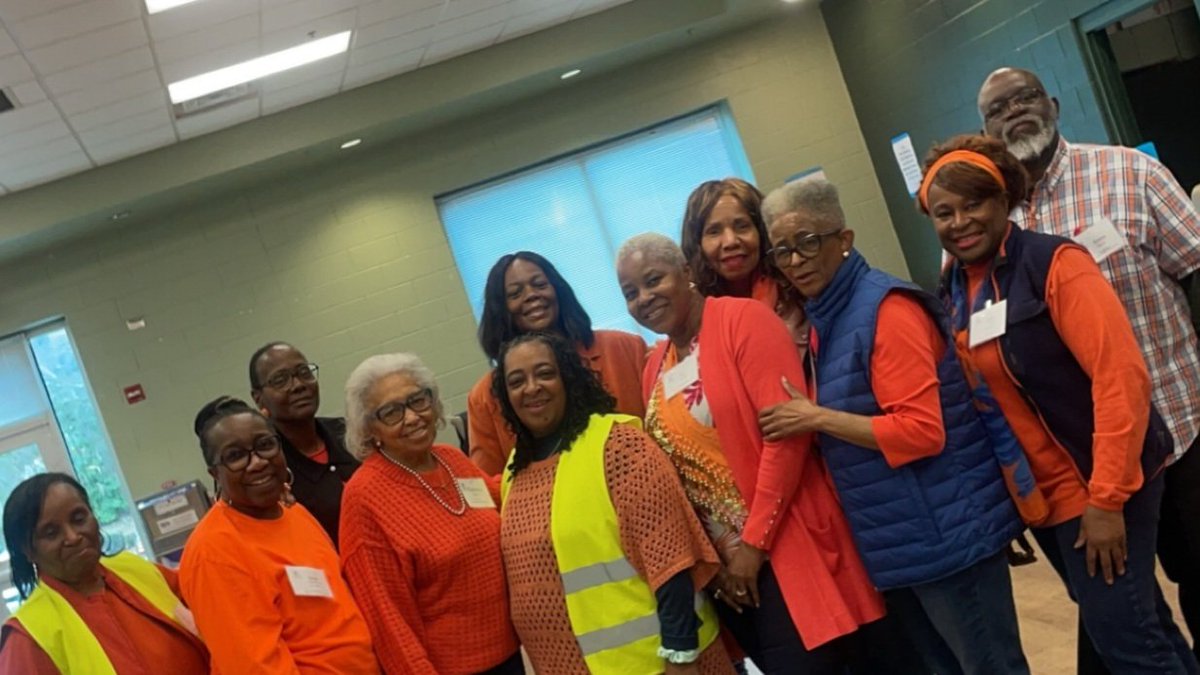 Today in the Office of the Solicitor-General along with other offices such as the Carl Rhodenizer Advance Voting Team showed their support of #Orange4LoveDay to raise awareness about teen dating violence. #claytoncountyga #claytoncountyco