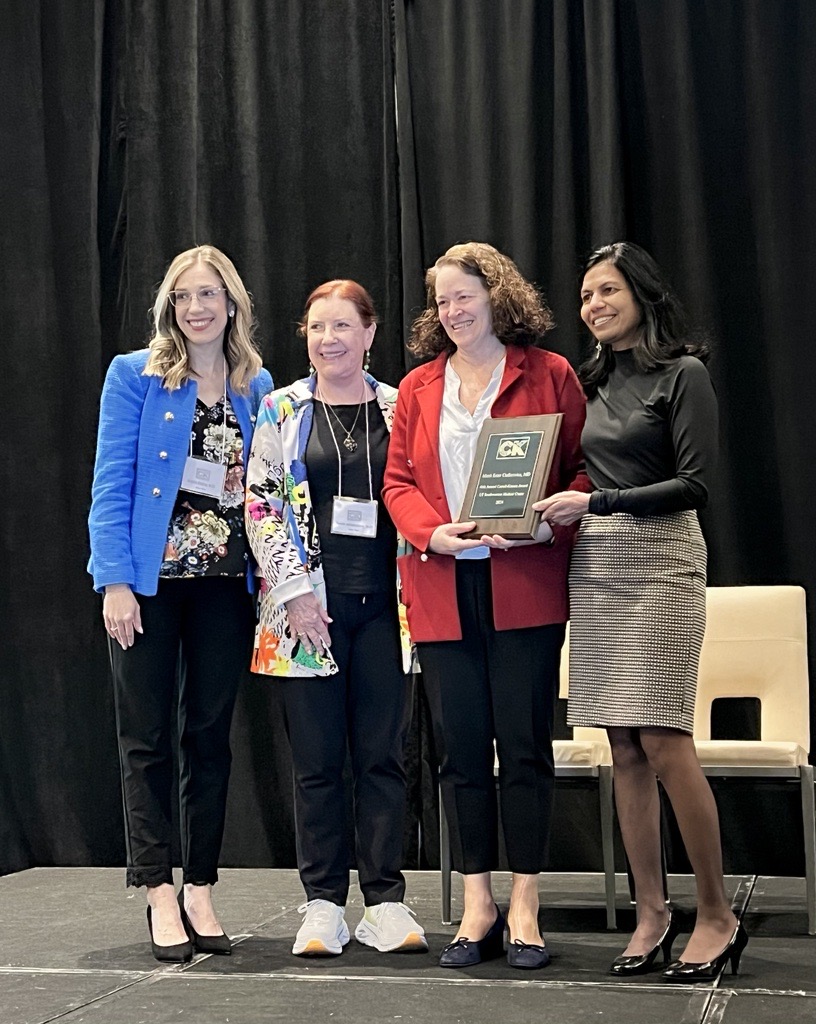 What a wonderful #CarrellKrusen. From thought-provoking presentations to valuable insights, your contributions made this event special. Pleasure seeing everyone.
Shoutout to <a href="/IannacconeSusan/">Susan Iannaccone</a>, <a href="/jayatrivediutsw/">Jaya Trivedi</a>,  <a href="/kbatleymd/">Kaitlin Batley</a>, &amp; the team for their incredible work behind-the-scenes!