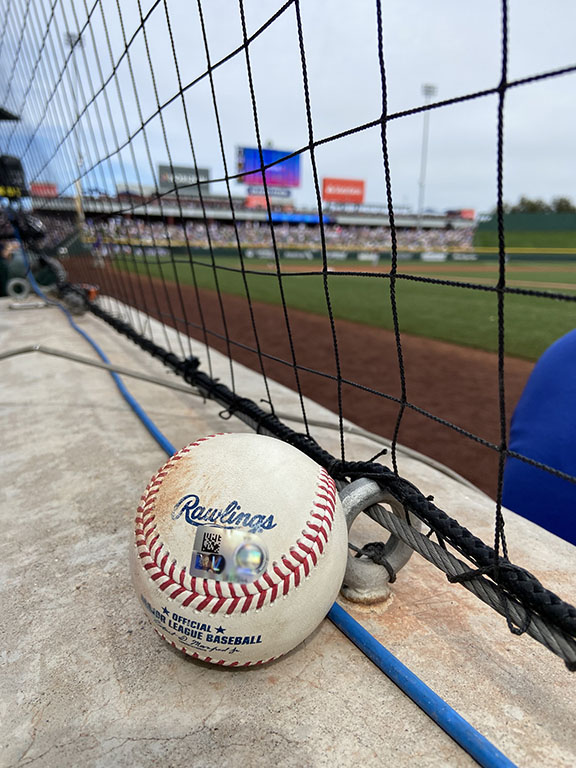 CubsAuthentics's tweet image. Baseball is BACK🙌
 
RT and follow us @CubsAuthentics for a chance to win an authenticated game-used baseball from today’s Spring Training game! Rules: bit.ly/3Wt2fg4
