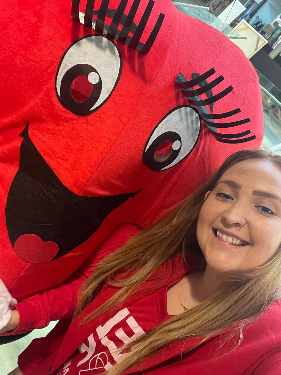 Had a wonderful chatting with Drew <a href="/globalwinnipeg/">Global Winnipeg</a> - thank you for supporting #herhermatters &amp; the MEGA heart event this Sunday Feb 25!  #itsaboutlife #KnowYourRiskReduceYourRisk
<a href="/STBHF/">SBH Foundation</a> <a href="/HeartLifeCanada/">HeartLife Foundation</a> <a href="/HeartandStroke/">Heart & Stroke</a> <a href="/CWHHAlliance/">Canadian Women's Heart Health Alliance (CWHHA)</a> @DakotaCCWpg <a href="/sobeys/">Sobeys</a>
