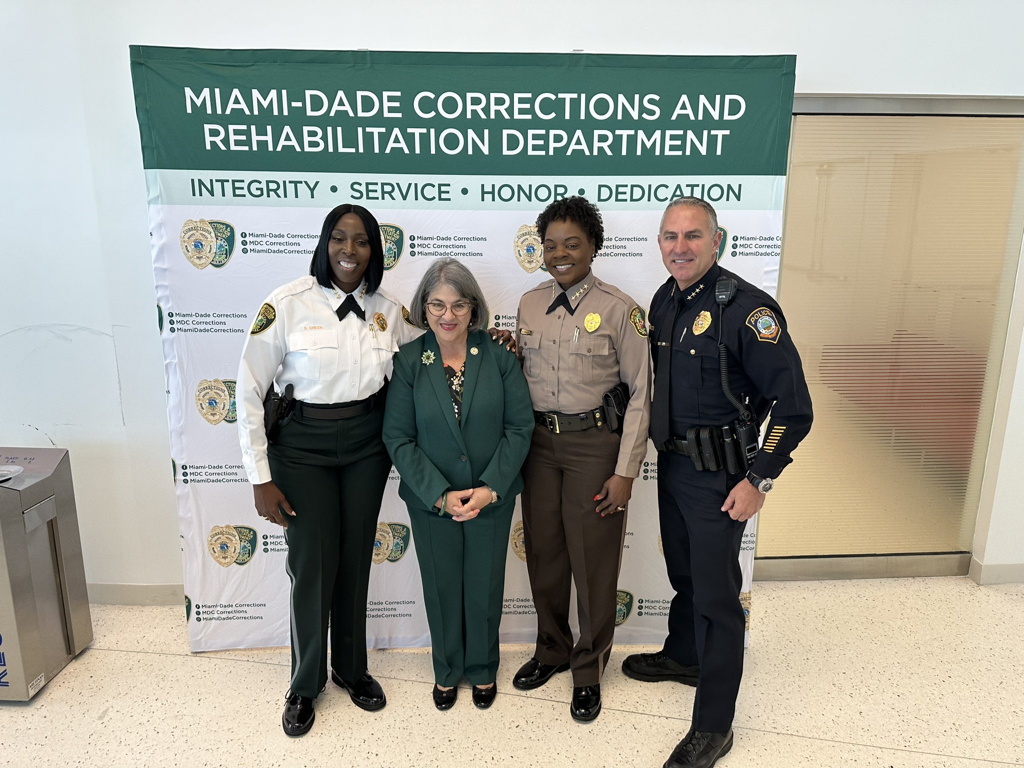 Miami Dade Sheriff Office Inmate South Miami Police On X "Congrats To