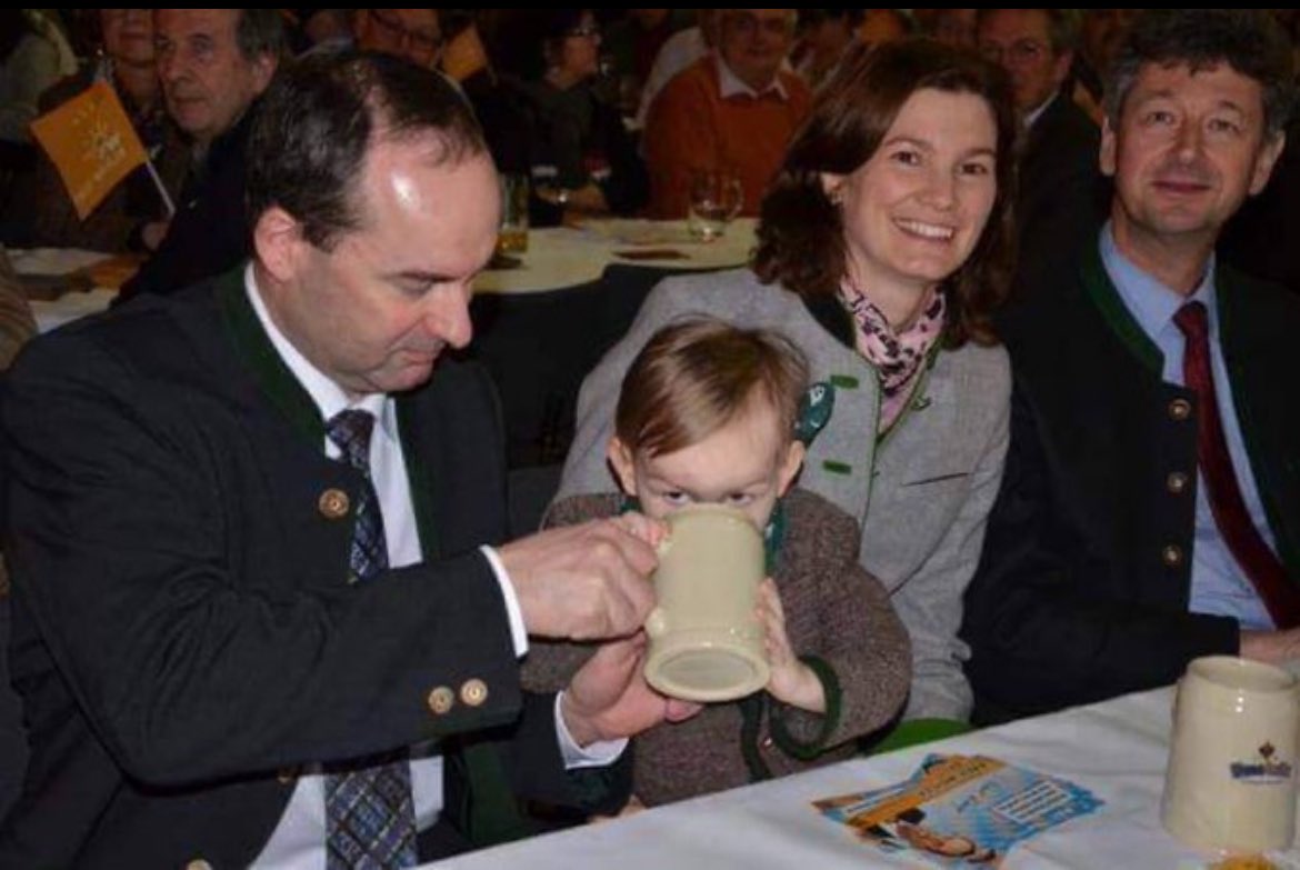 Dem Mann ist der Jugendschutz sicherlich ein Herzensthema