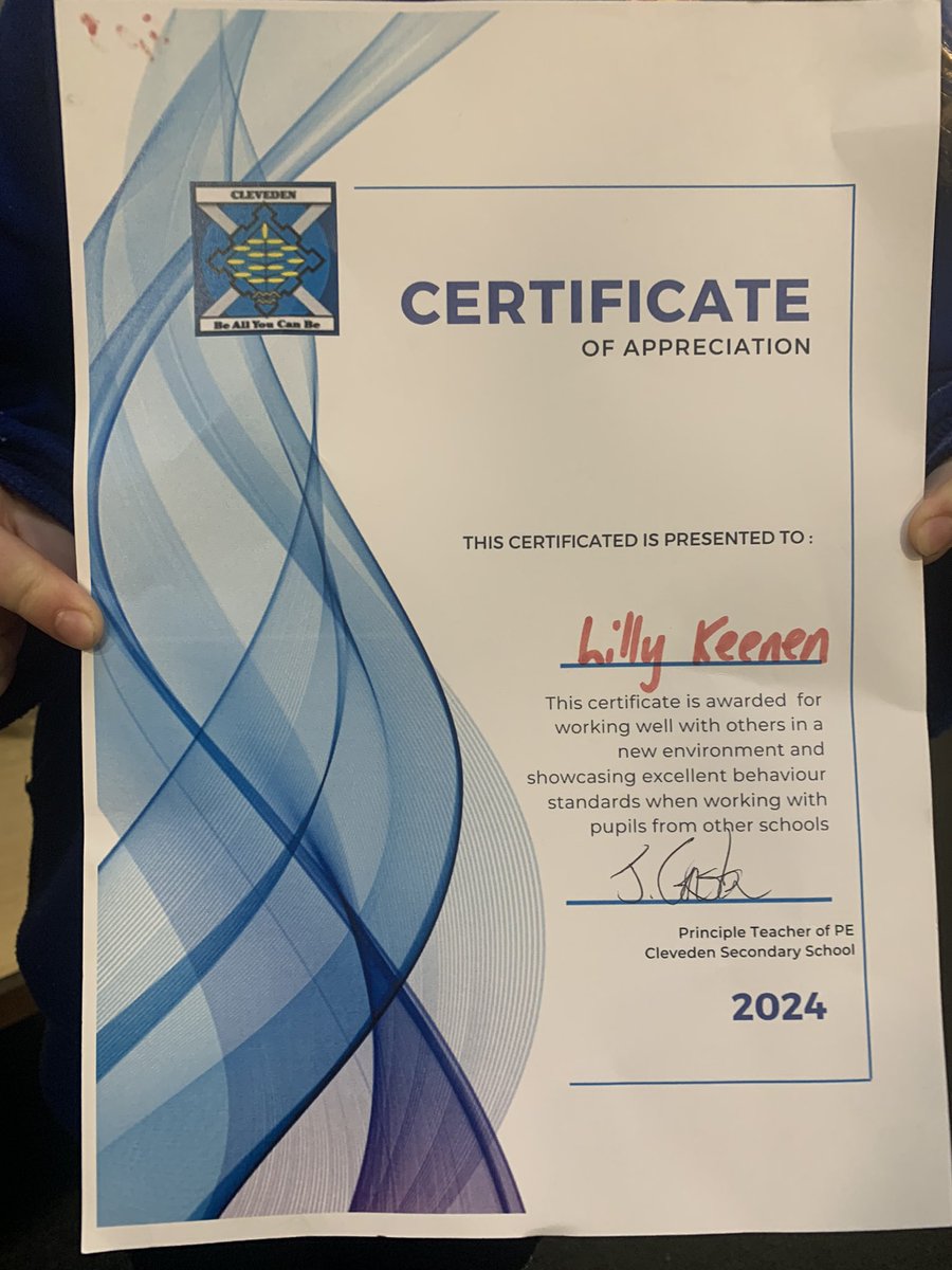 Caldercuilt's tweet image. Check out these superstars #adapting to the Secondary School environment at @ClevedenSec42 transition day! Thank you for hosting such a fun event and celebrating our fabulous learners! #metaskills @skillsdevscot #RealLifeContexts