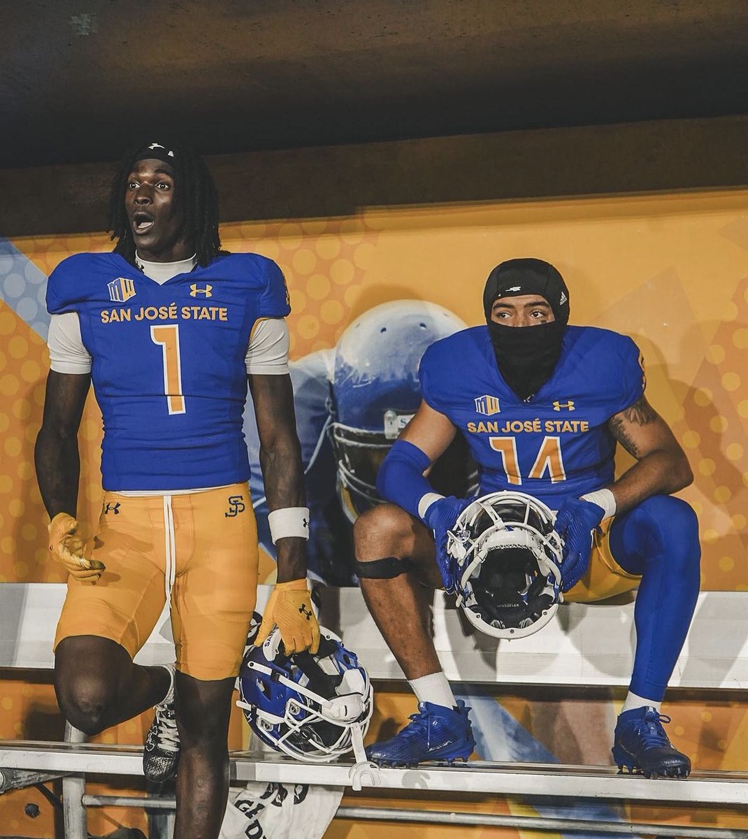 Extremely Blessed and Honored to Receive a Division 1 Offer to the University of San Jose 🔵🌕
<a href="/CoachGregBurns/">Greg Burns</a> <a href="/CoachLapuaho/">Coach Al</a> <a href="/GregBiggins/">Greg Biggins</a> <a href="/BrandonHuffman/">Brandon Huffman</a> <a href="/ChrisNTrevino/">Chris Treviño</a> <a href="/Serra__Football/">Serra Football</a>