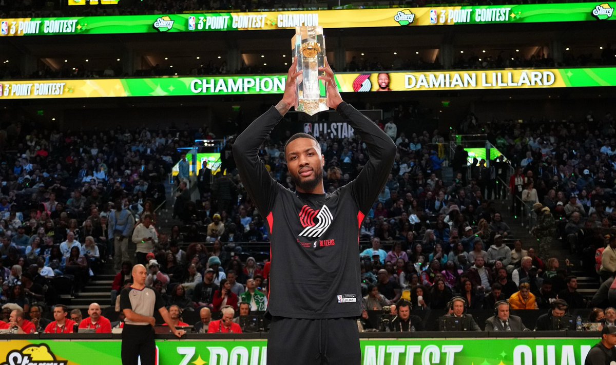 SleeperPicksHQ's tweet photo. Will the 3-pt contest champ keep the good times rolling?

If Damian Lillard makes ⬆️ 2.5 threes tonight, we’ll give $100 in play-through to someone who…

- likes + rt
- follows @SleeperNBA https://t.co/j0p1P9Gozm