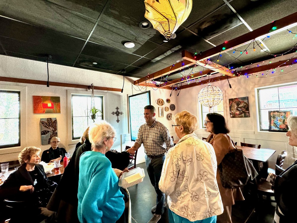 MacDeford's tweet photo. I had a great lunch with voters in Mount Pleasant today, and a nice time meeting folks on James Island last night. #SC01 is eager for a Democratic victory this year! #Election2024 https://t.co/wA9wbhBjcS