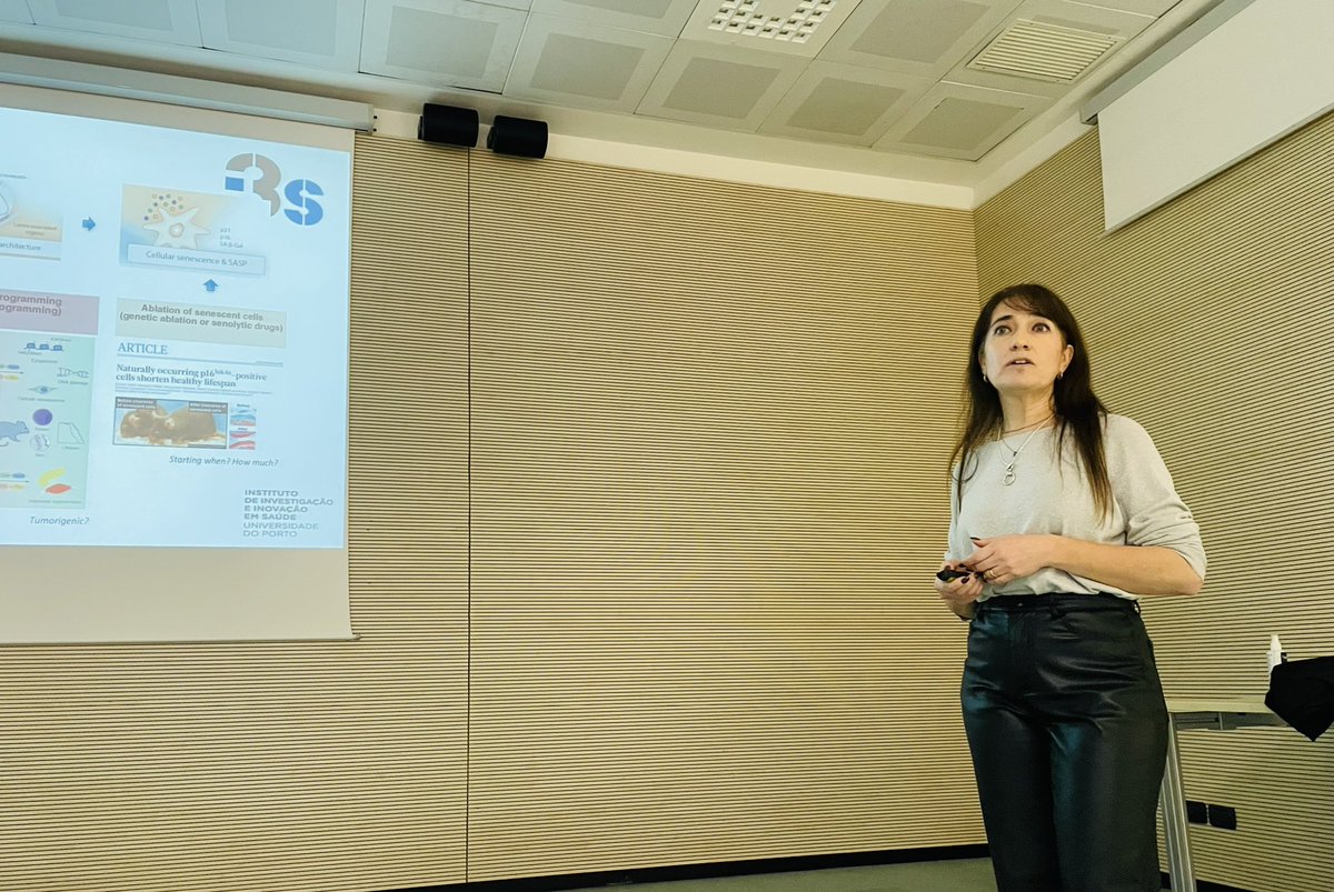 SteSantaguida's tweet photo. Thanks @ELogarinho for being a fantastic PhD examiner and presenting the latest from the lab!!😎😊 https://t.co/lo3qOaU6rG