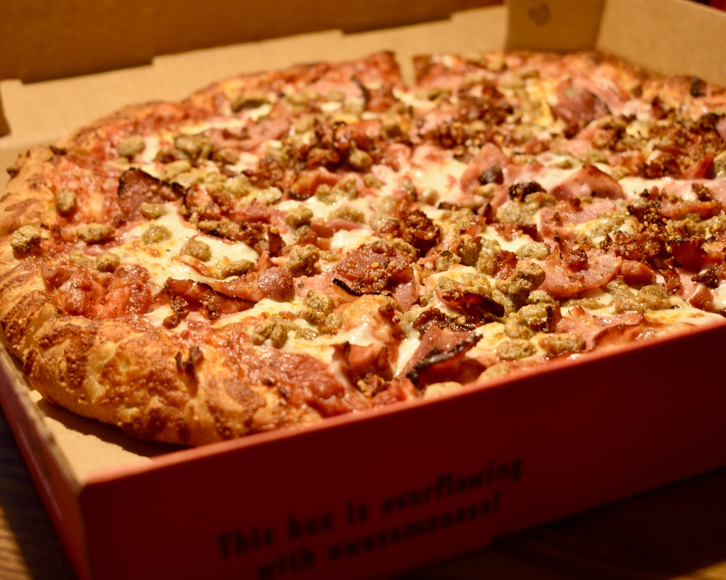 Bringin’ home the bacon! 🐽🍕