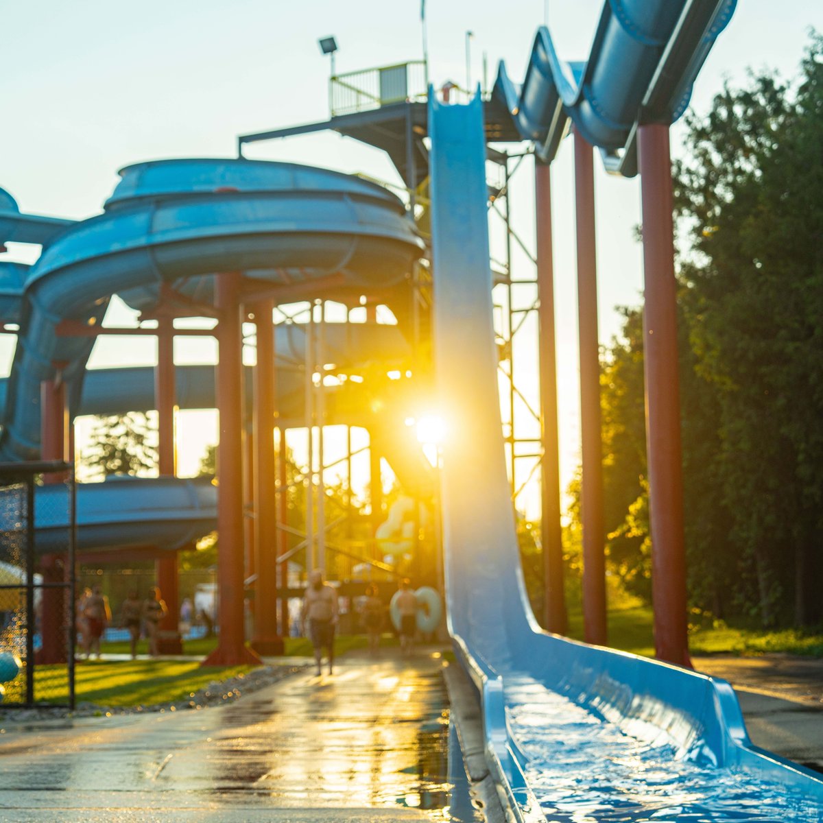 Don’t let the sun set on your chance to get a 2024 season pass 🌅💦

Early Bird Special pricing is still available, secure your waterpark pass for just $99.00 + tax! 

Visit our website for more information or purchase yours today using the link below ⬇️

loom.ly/xoFdYws