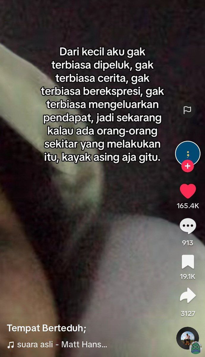 💚 sampe sekarang jadi manusia kaku yang ga bisa berekspresi🥲