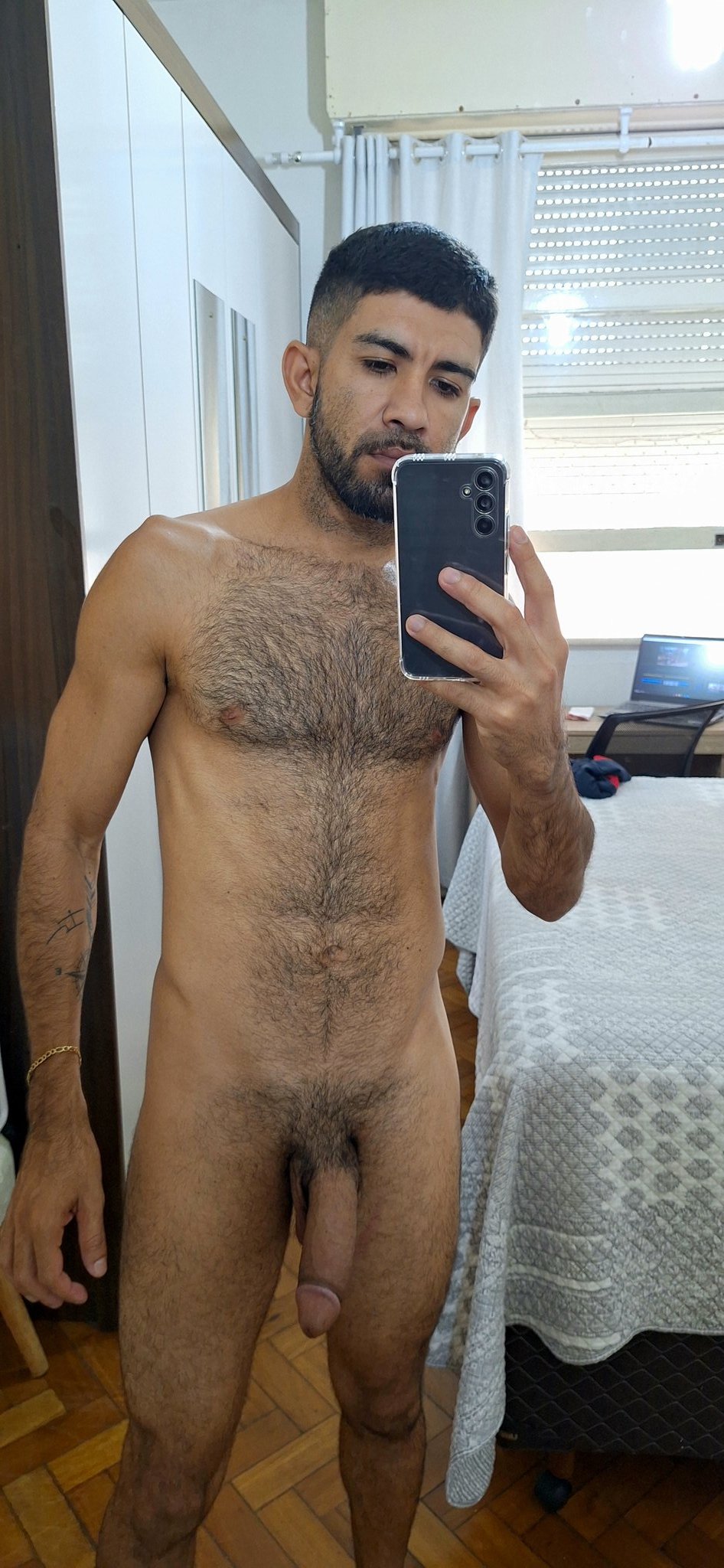 Testando a câmera 😈 https://t.co/BeNJYmMrze