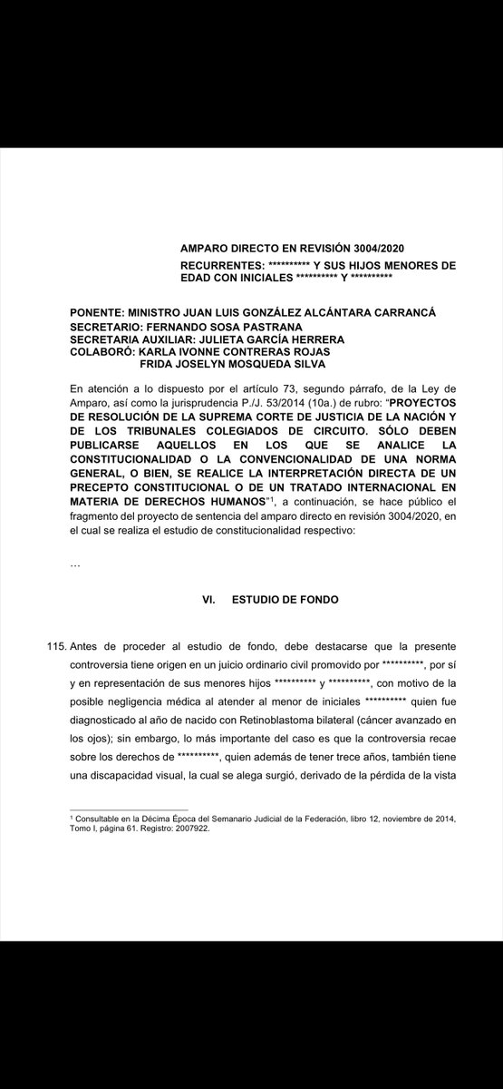 MoraErica's tweet photo. Derecho a la salud, consentimiento informado y malpraxis médica. Amparo Directo en Revisión 3004/2020
‼️Un niño de un año de edad perdió la vista luego del tratamiento médico que recibió. Los padres dieron su consentimiento para que le suministraran los medicamentos oncológicos, en dosis específicas, para reducir un tumor y conservarle la vista. Sin embargo, se le aplicó una sobredosis de uno de los medicamentos y quedó ciego, por lo que los padres decidieron presentar una demanda en contra del hospital, la aseguradora y el personal médico.
📍Al resolver este caso de indemnización por daño moral, la Suprema Corte reiteró la obligación y facultades de los Tribunales y Juzgados para esclarecer la verdad de los hechos en asuntos en que se encuentran involucrados los derechos de niñas, niños y adolescentes.
📍En casos de negligencia la #SCJN no sólo ha establecido el concepto de negligencia médica, sino que ha ido más allá al dictar criterios para exigir responsabilidades y que exista una auténtica reparación del daño tanto en lo moral como en lo material para las víctimas.
#PJF #PeriodismoJurídico