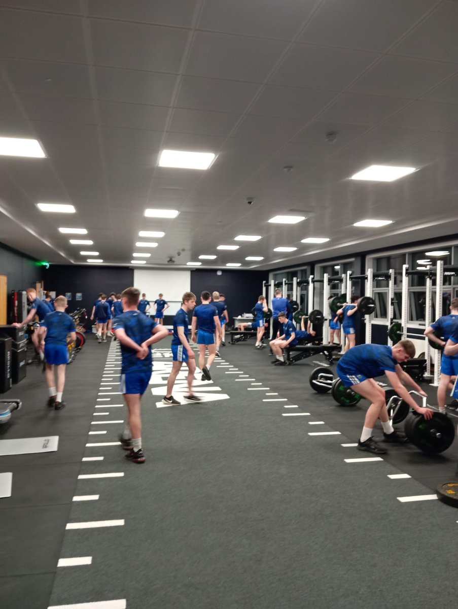 WaterfordGAACG's tweet photo. #DevelopmentSquads #Building #WorkingTogether #Positivity #Dèise 

@darrybunne @WhelanGavin @midcountygda @AussieGleeson @ConorPrenderg11 @JamesLacey8 @BenjiWhelan @WaterfordGAA @EastDeiseGAA @west_waterford @wlrfm @Watppgaa @DeiseUnderage @SETUSPORTSWD @SETUGAAWD https://t.co/1r89c7njX8