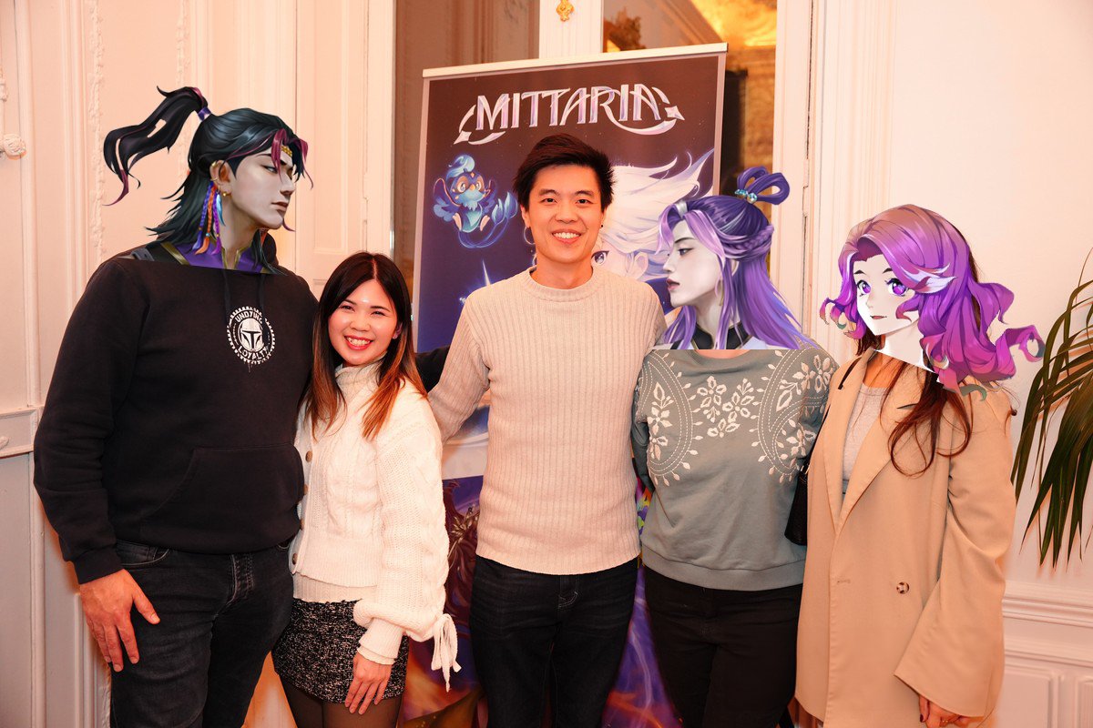A so great first <a href="/nft_paris/">NFT Paris</a> 
Met a barmaid, a tall woman, a punk and a great founder <a href="/LordBenalez/">LordBenalez</a> with some of his core team <a href="/naynay_nr/">naynay ✨️</a> <a href="/TED3166/">T.E.D.</a> <a href="/NoxxyWeb3/">NØX</a> from <a href="/Mittaria_Origin/">Mittaria 💫</a> and <a href="/WayToGods/">Way To Gods</a> with my friend <a href="/Ando1111/">Ando</a> 
So smart and kind people 
Happy i am 🥰
Can't wait tomorrow