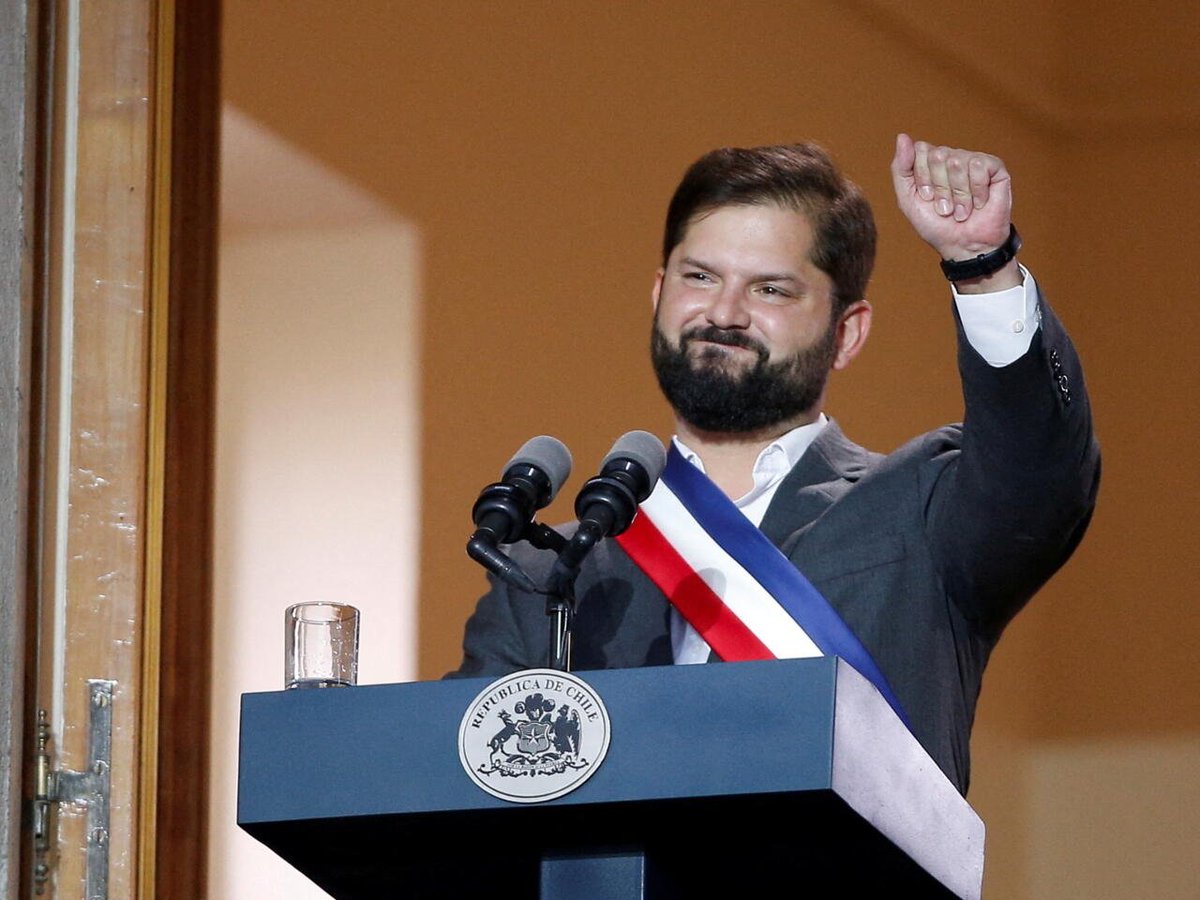 Dale like si sigues apoyando al presidente Boric. 
#BoricNoEstaSolo 
❤️🌳