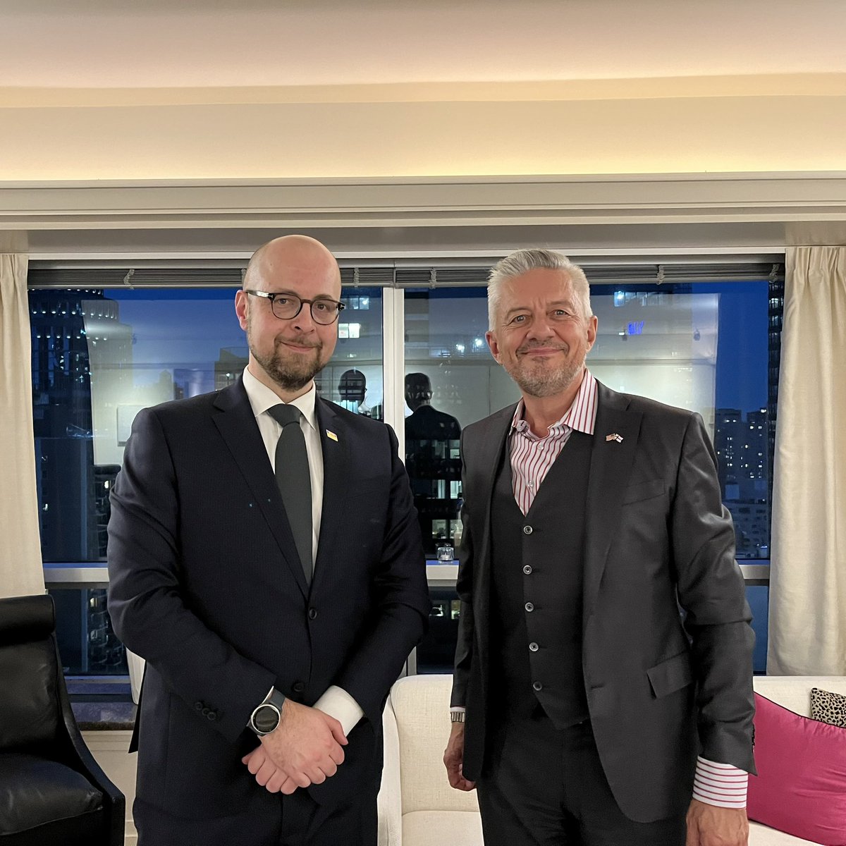 Finland in New York (@finlandny) on Twitter photo State Secretary to Minister for Foreign Affairs Lauri Tierala met with Consul General <a href="/JarmoSareva/">Jarmo Sareva</a> in NYC
Sareva highlighted the growing importance of 🇺🇸market for 🇫🇮 exporters & the need to enhance joint efforts by all stakeholders to assist Finnish companies with market access State Secretary to Minister for Foreign Affairs Lauri Tierala met with Consul General <a href="/JarmoSareva/">Jarmo Sareva</a> in NYC
Sareva highlighted the growing importance of 🇺🇸market for 🇫🇮 exporters & the need to enhance joint efforts by all stakeholders to assist Finnish companies with market access