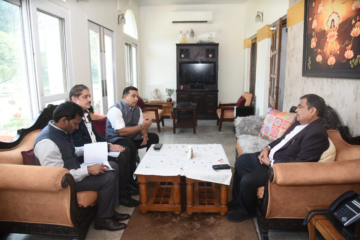 RohanKhaunte's tweet image. Shri Nitin Gadkari Ji shared his Vision for Infrastructure Development in Goa that will enhance Road Connectivity and Boost our Tourism industry.
#GoaTourism #InfrastructureProjects
@narendramodi @AmitShah @DrPramodPSawant @ShetSadanand @shripadynaik @JPNadda @AshwiniVaishnaw…