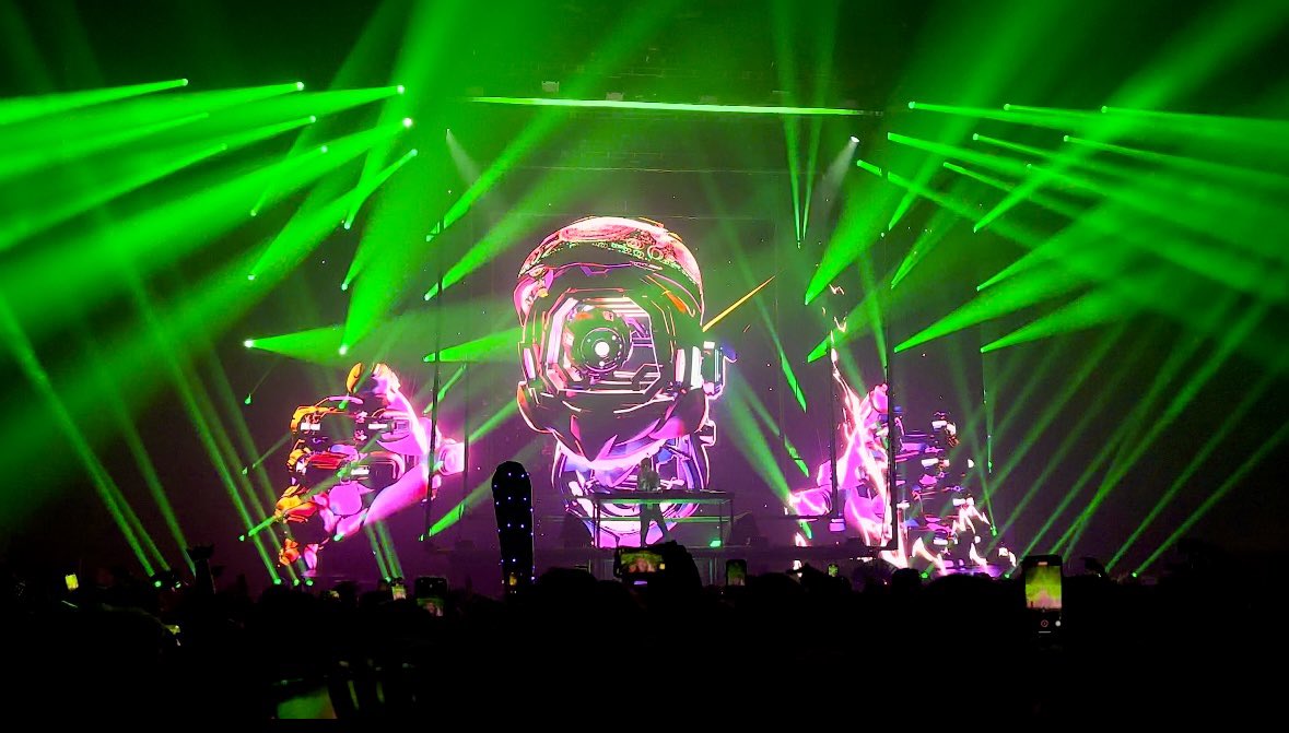 ᒍOᔕᕼIE tweet media