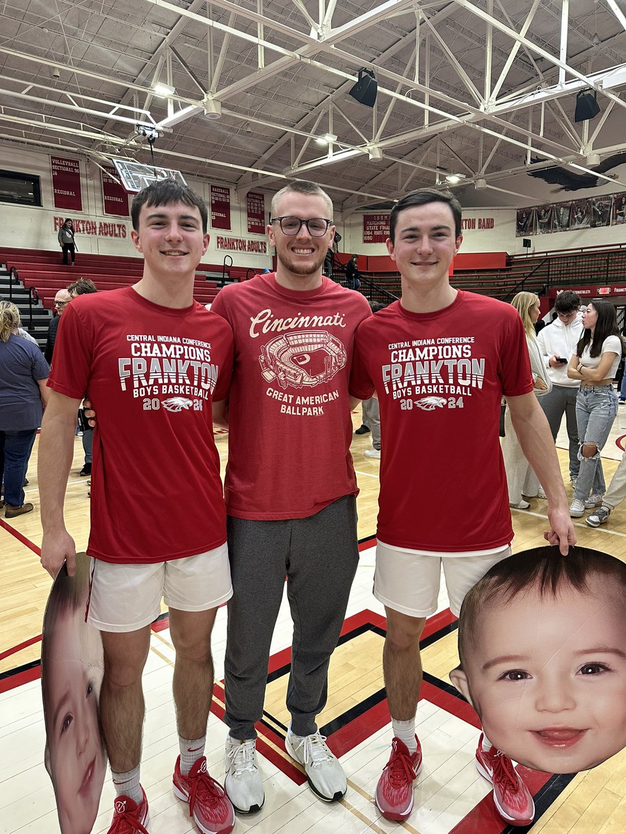 I don’t really ever use this platform to post about anything personal, but I just wanted to shoutout <a href="/maxbarr_3/">Max Barr</a> and <a href="/Sam_Barr2/">Sam</a> after their senior night tonight. Super proud of these guys and proud to call them my brothers.