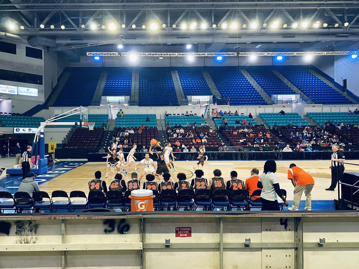 djsirvivor's tweet image. Everyone @SCHSL should be fired for this embarrassment to the Game of Basketball! 2023 #upperstate Finals @BJUBruins vs 2024 in Florence…where NO ONE goes voluntarily!!! Or very many involuntarily for that matter! These kids deserve WAY better than whatever this is.