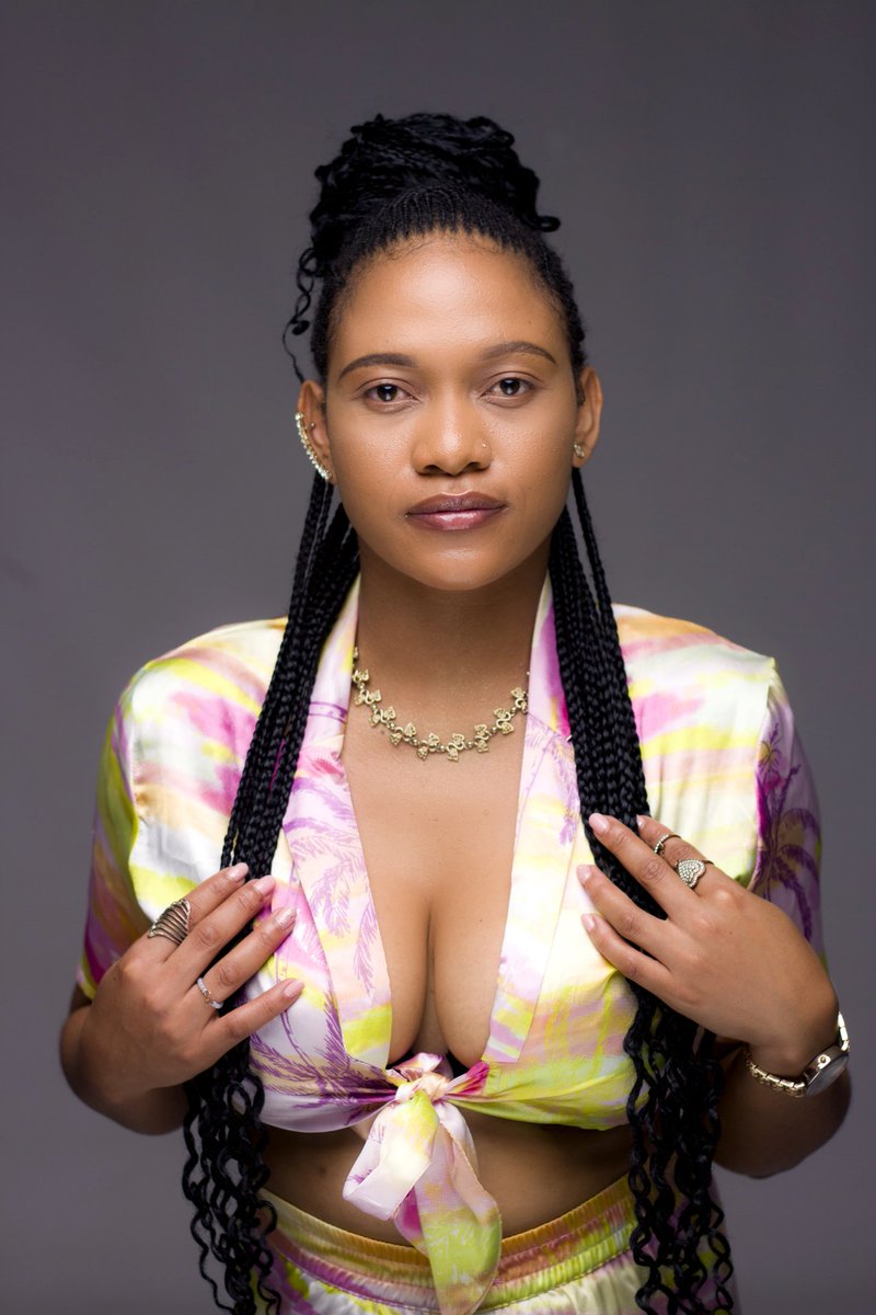 KablayMs's tweet photo. Happiest birthday to this beautiful hun🥳🥳🎈 🎈 🎈🎂🎂 https://t.co/HNRCUlpHbd